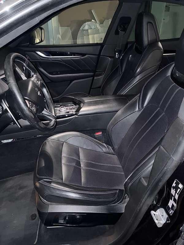 Usata Maserati Levante 275 CV (202 kW) 2020 Nero SUV