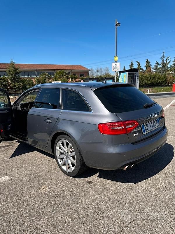 Usata Audi A4 Ambiente 177 CV (130 kW) 2013 Grigio Station wagon