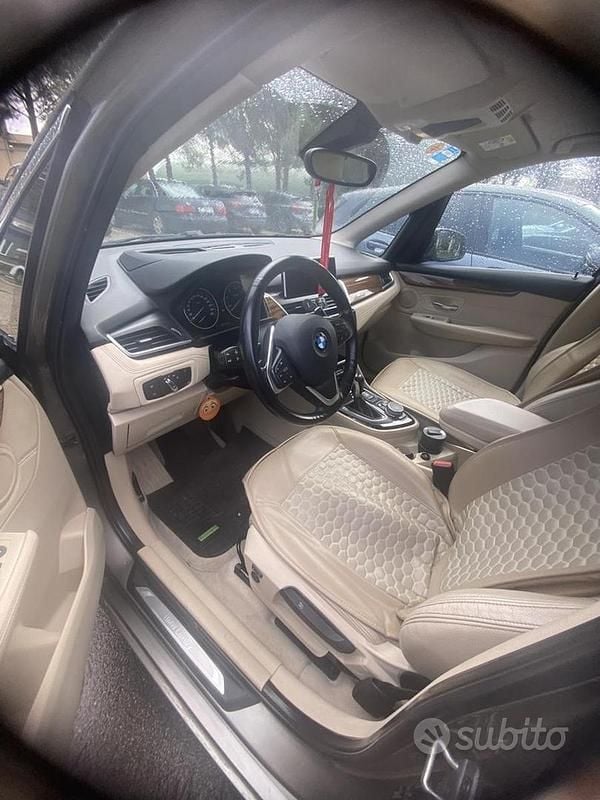 Usata BMW 218 150 CV (110 kW) 2014 Grigio Berlina