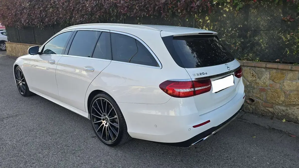Usata Mercedes E220 Premium Plus 194 CV (142 kW) 2018 Station wagon