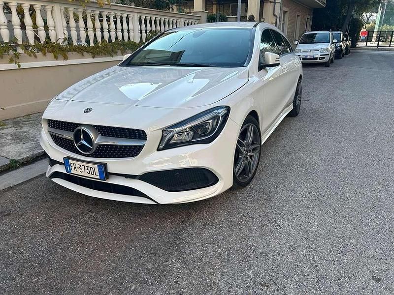 Usata Mercedes CLA200 Shooting Brake Premium 136 CV (100 kW) 2018 Station wagon