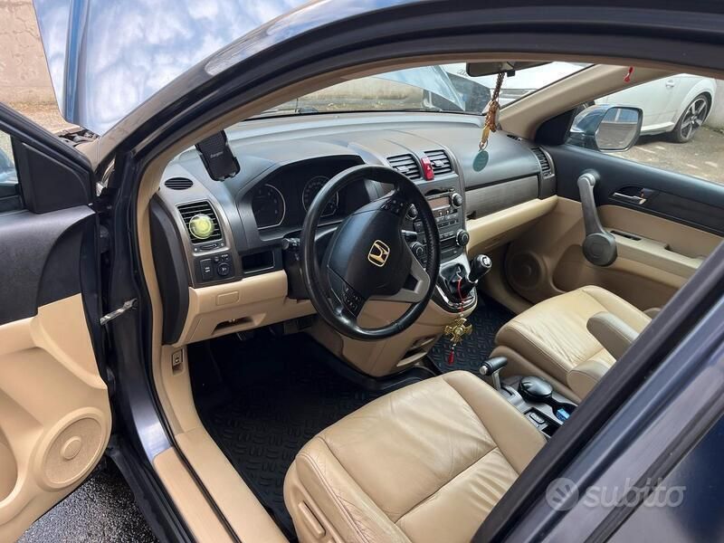 Blu Usata 2007 Honda CR-V SUV | 6000 € (Molto cara) - Immagine 1/4