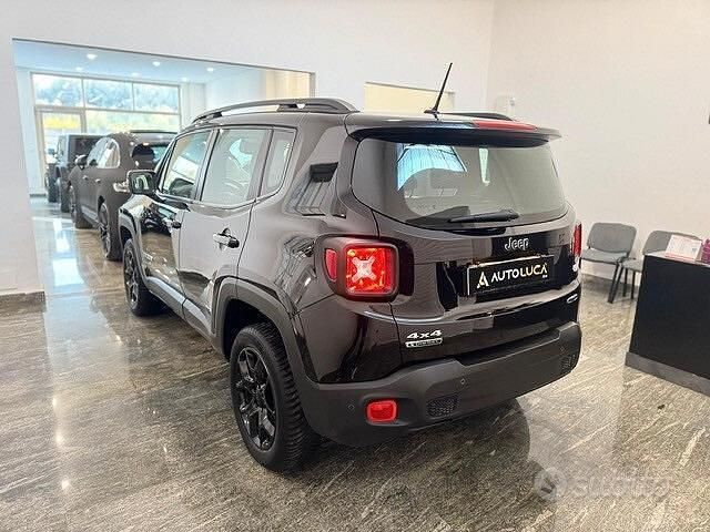 Usata Jeep Renegade Longitude 140 CV (102 kW) 2015 Nero SUV