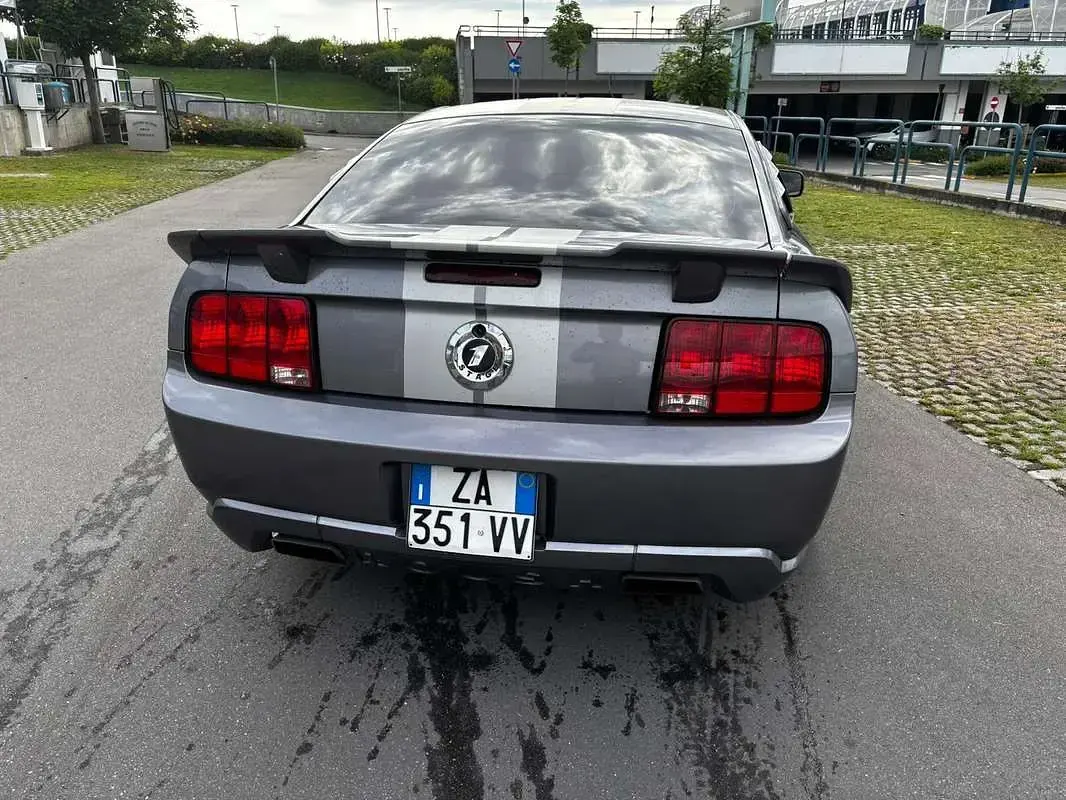 Usata Ford Mustang GT 306 CV (225 kW) 2015 Argento Coupé