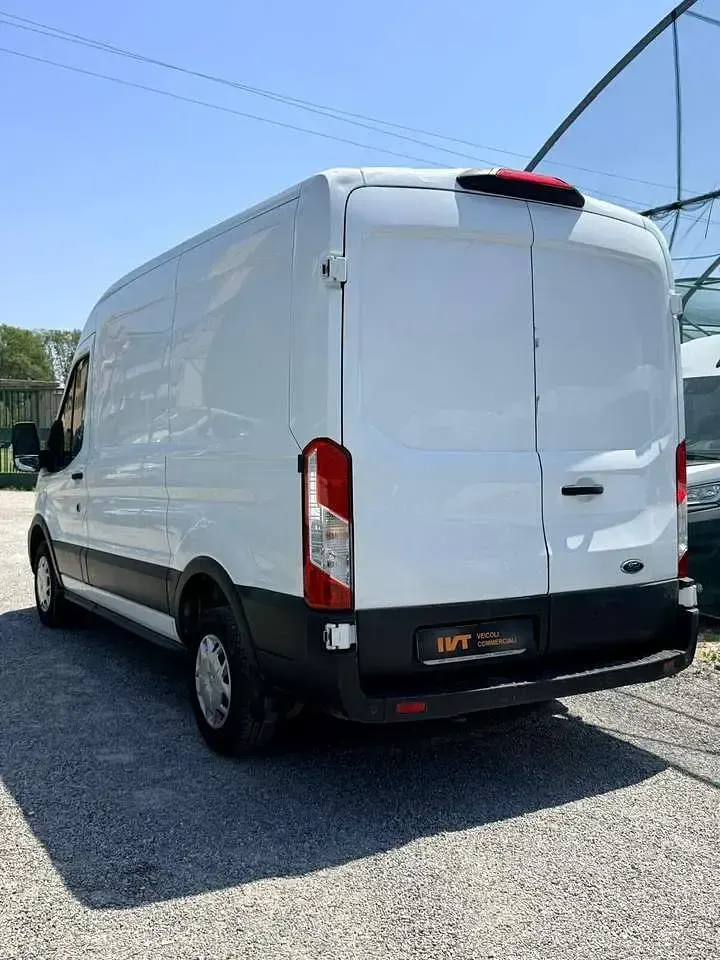 Usata Ford Transit 131 CV (96 kW) 2019 Bianco Furgone