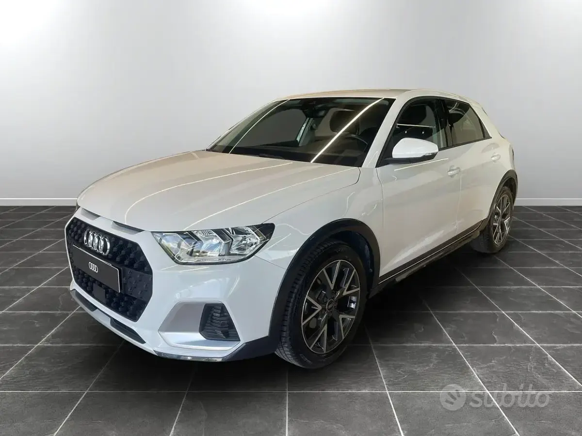 Usata Audi A1 Admired 95 CV (69 kW) 2022 Bianco SUV