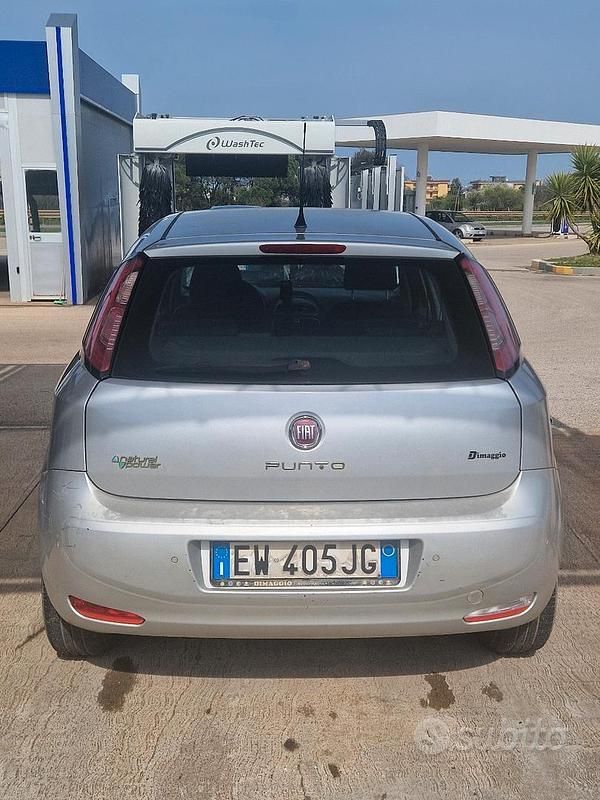 Usata Fiat Punto 77 CV (56 kW) 2014 Grigio Utilitaria