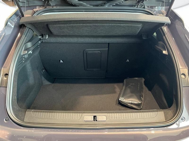 Nuova DS Automobiles DS4 2026 Volo di notte Berlina