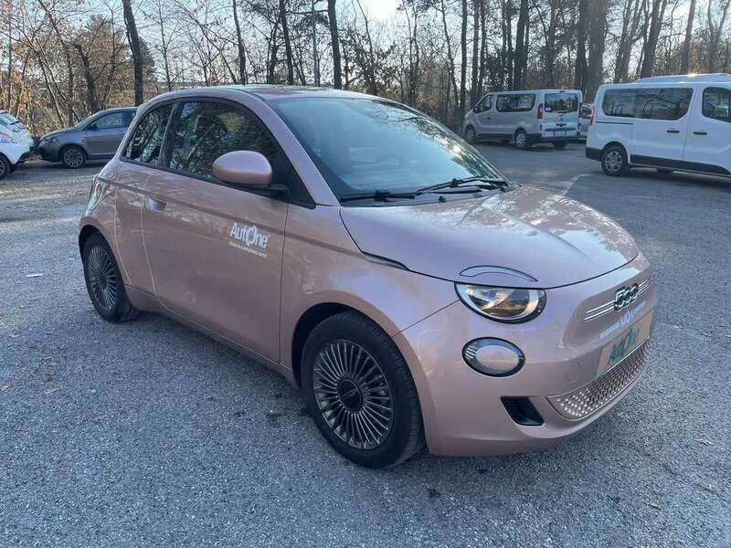 Usato 2022 Fiat 500e 1.0 El 58 CV (20.400 €)