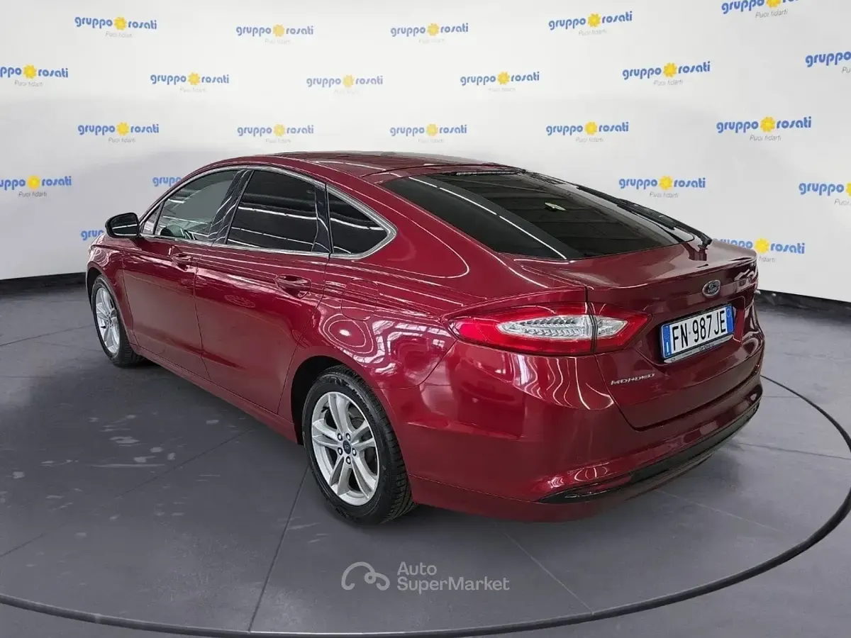 Usata Ford Mondeo S 150 CV (110 kW) 2018 Rosso Berlina