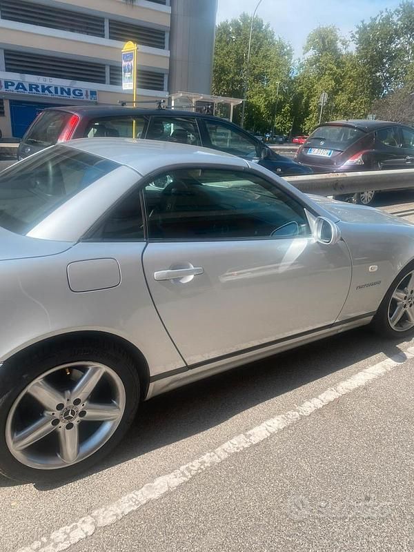 Usata Mercedes SLK200 1998 Grigio Cabrio