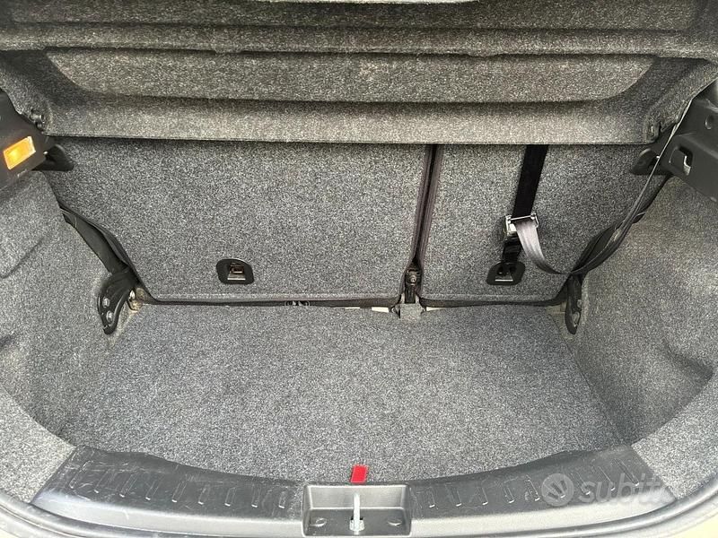 Usata Lancia Ypsilon 95 CV (69 kW) 2015 Utilitaria