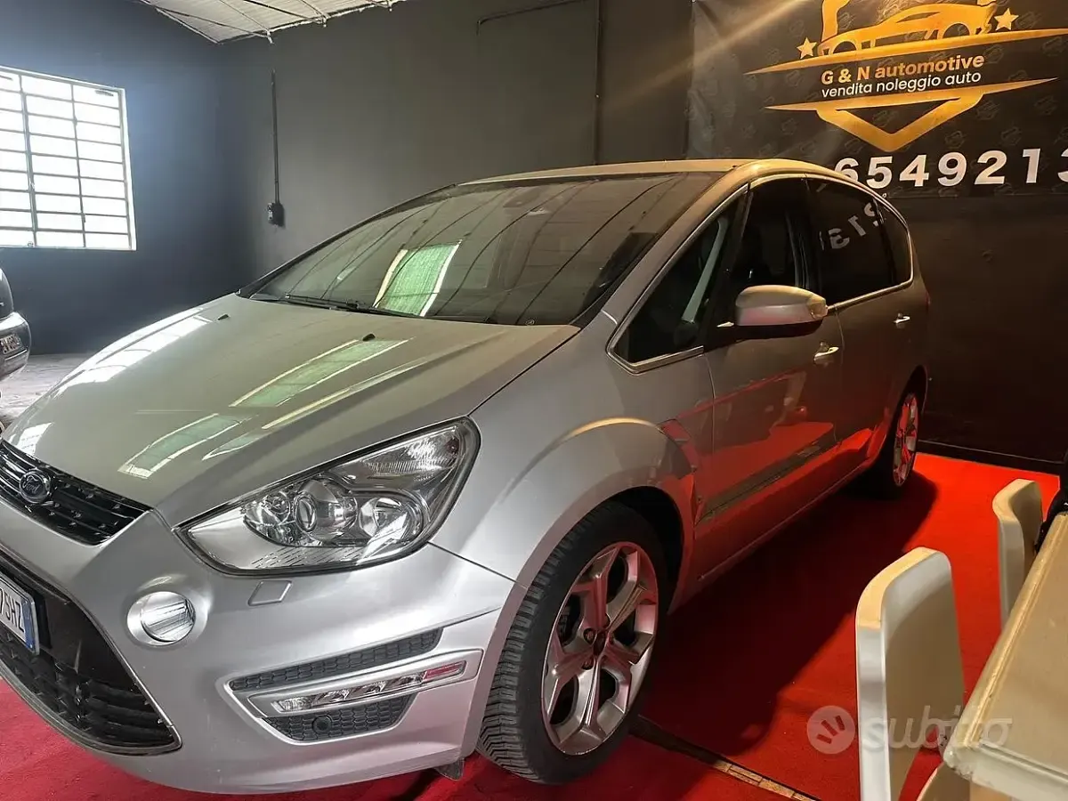 Usata Ford S-MAX Titanium 163 CV (119 kW) 2013 Grigio Monovolume