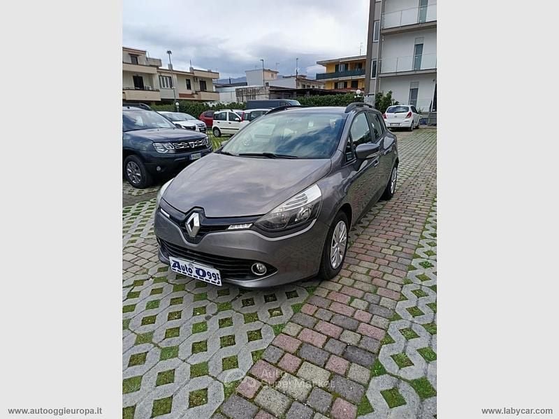Usata Renault Clio IV Life 73 CV (53 kW) 2016 Gray Berlina