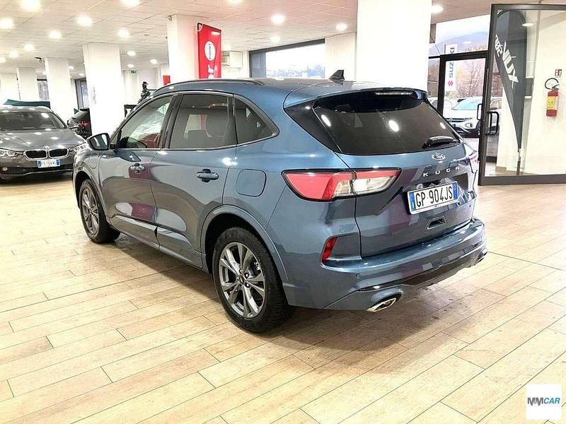 Usata Ford Kuga ST-Line 224 CV (164 kW) 2023 Grigio SUV
