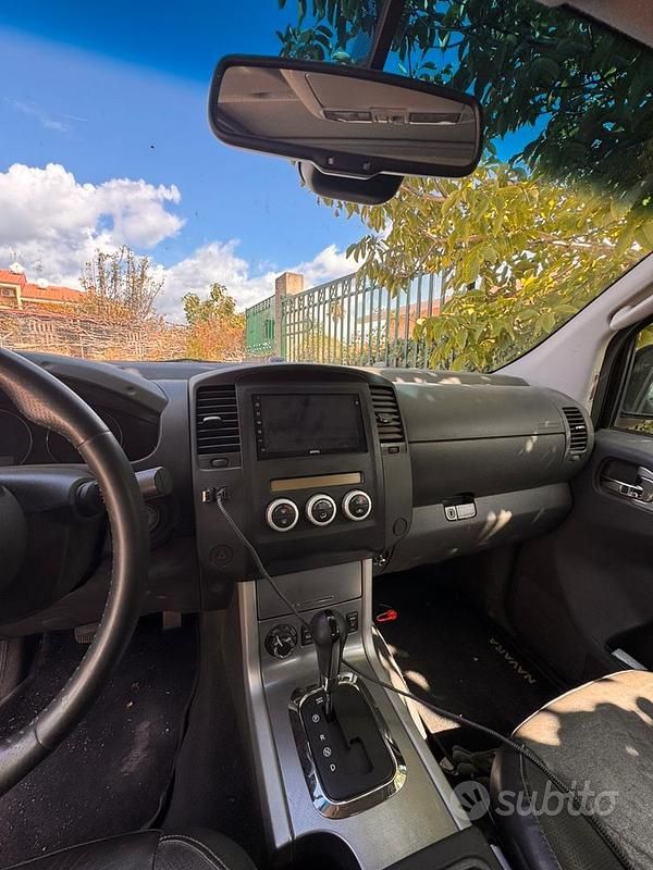 Usata Nissan Navara 231 CV (169 kW) 2012 Nero Pick-up