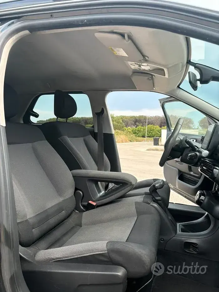 Usata Citroën C4 Cactus 92 CV (67 kW) 2015 Nero Utilitaria