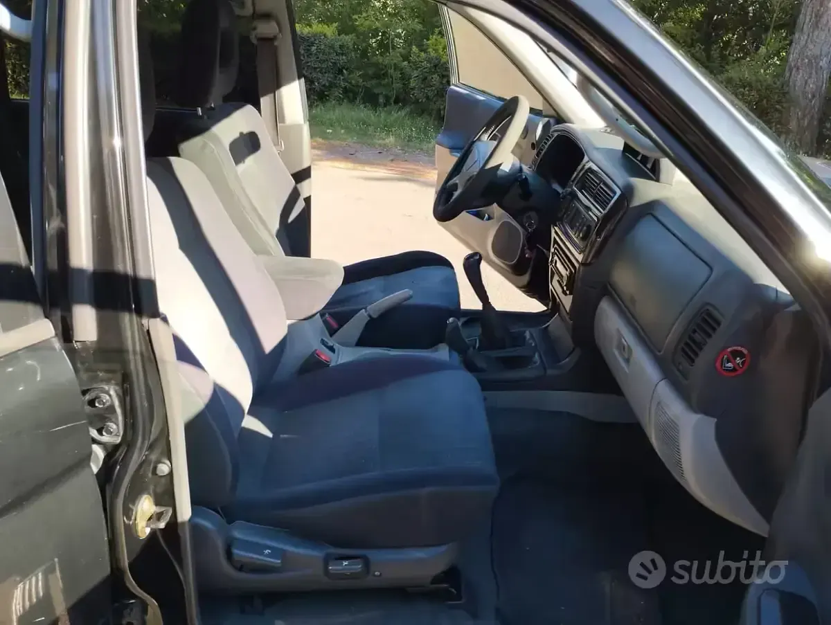 Usata Mitsubishi Pajero Sport 115 CV (84 kW) 2004 Nero SUV