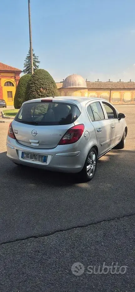 Usata Opel Corsa 80 CV (58 kW) 2007 Utilitaria
