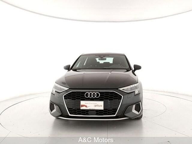 Usata Audi A3 Advanced 116 CV (85 kW) 2022 Grigio Berlina