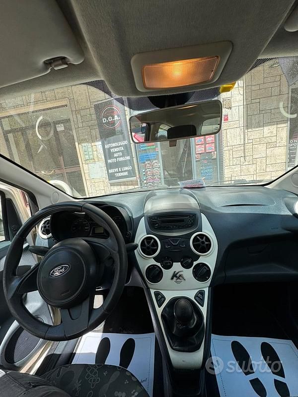 Usata Ford Ka 69 CV (50 kW) 2010 Bianco Utilitaria
