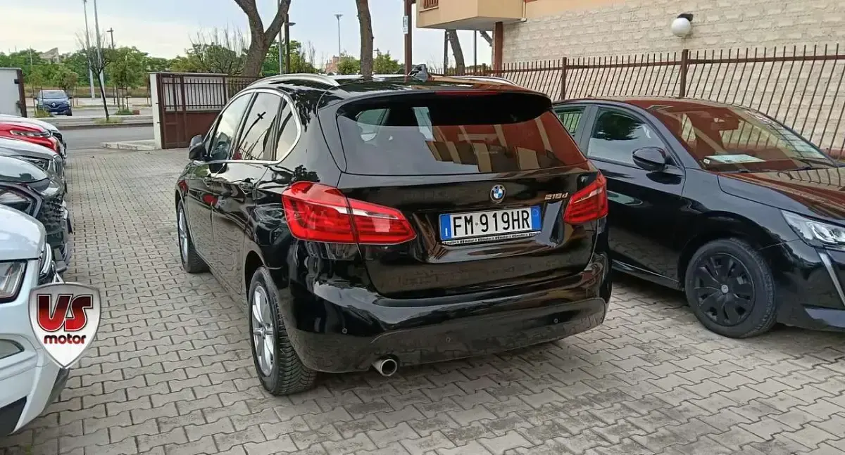 Usata BMW 218 150 CV (110 kW) 2017 Nero Station wagon