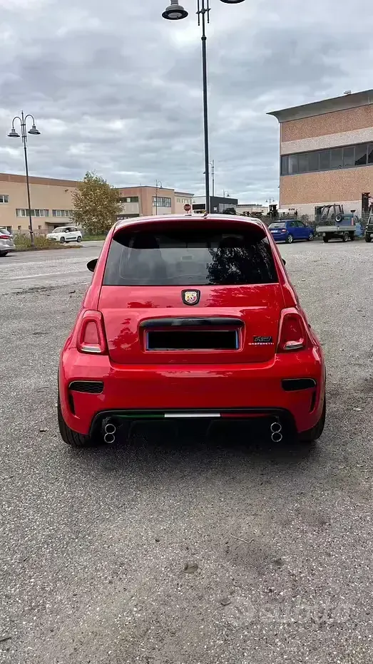 Usata Abarth 595 Pista 165 CV (121 kW) 2022 Rosso Berlina