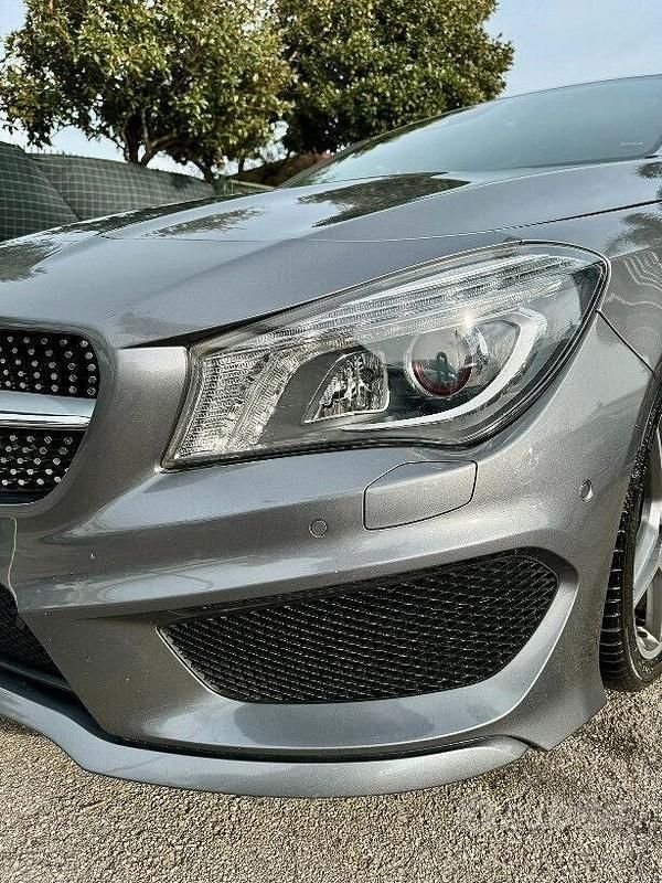 Usata Mercedes CLA220 Premium 177 CV (130 kW) 2015 Grigio Berlina