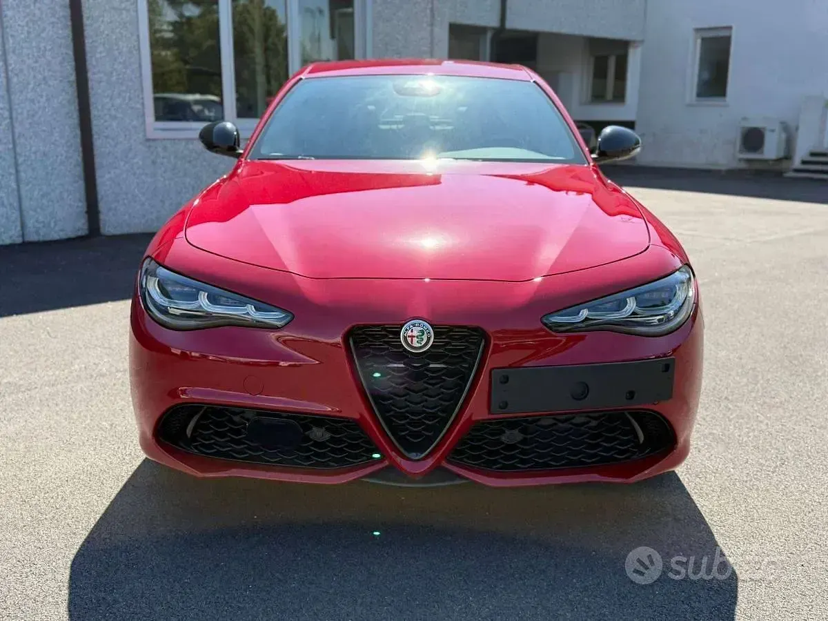 Gebraucht Alfa Romeo Giulia Competizione 280 PS (205 kW) 2023 Rot Limousine