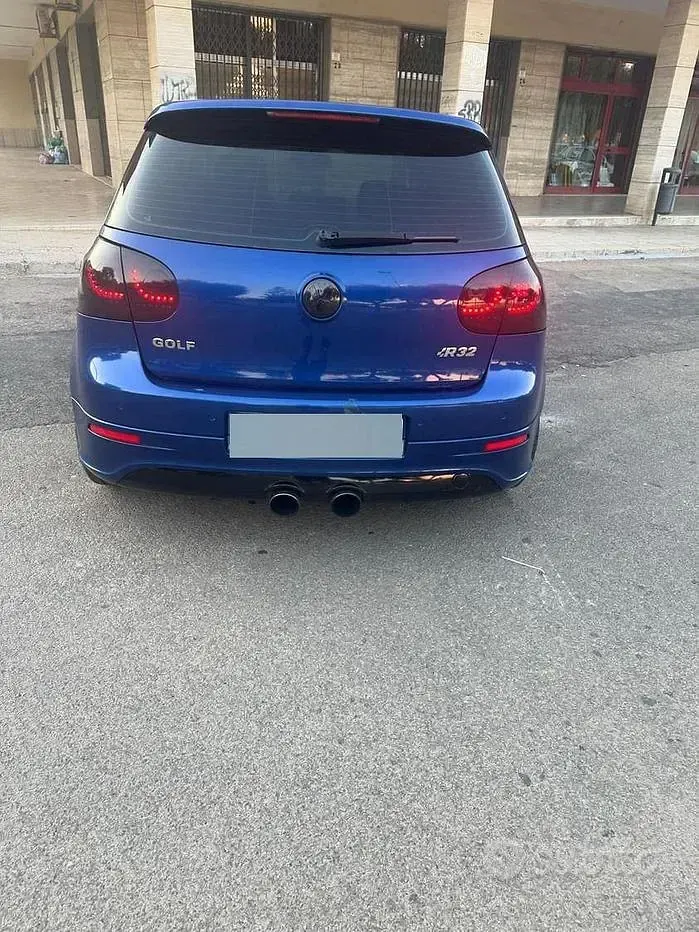 Usata VW Golf IV 140 CV (102 kW) 2004 Blu Berlina