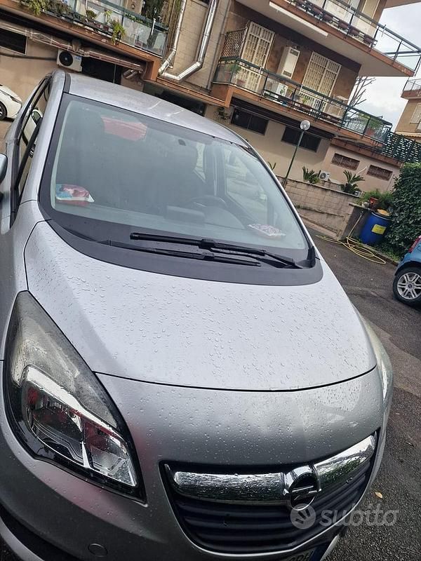 Usata Opel Meriva 100 CV (73 kW) 2015 Grigio Monovolume
