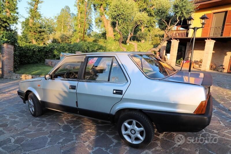 Usata Fiat Regata 65 CV (47 kW) 1984 Argento Berlina