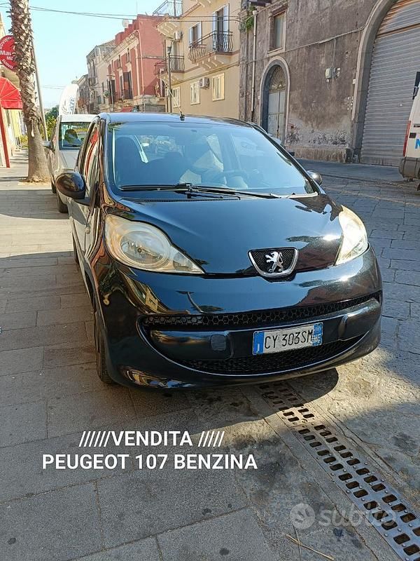 Usata Peugeot 107 68 CV (50 kW) 2005 Nero Utilitaria