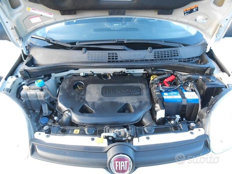 Usata Fiat Panda 4x4 S 86 CV (63 kW) 2017 Bianco Utilitaria