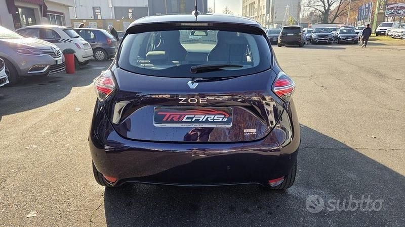 Usata Renault Zoe Zen 50 kW (69 CV) 2020 Viola Utilitaria