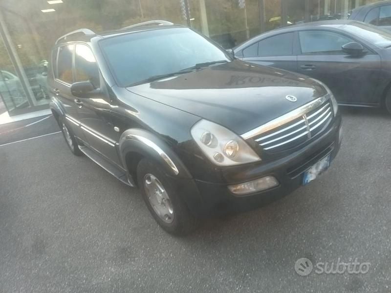 Nero Usata 2006 Ssangyong (KGM) Rexton SUV | 2000 € (Ottimo prezzo) - Immagine 1/4