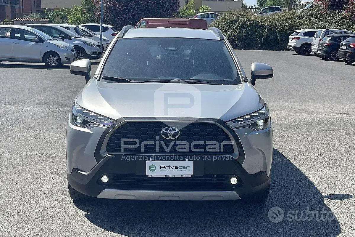 Usata Toyota Corolla Cross Trend 98 CV (72 kW) 2024 Grigio SUV