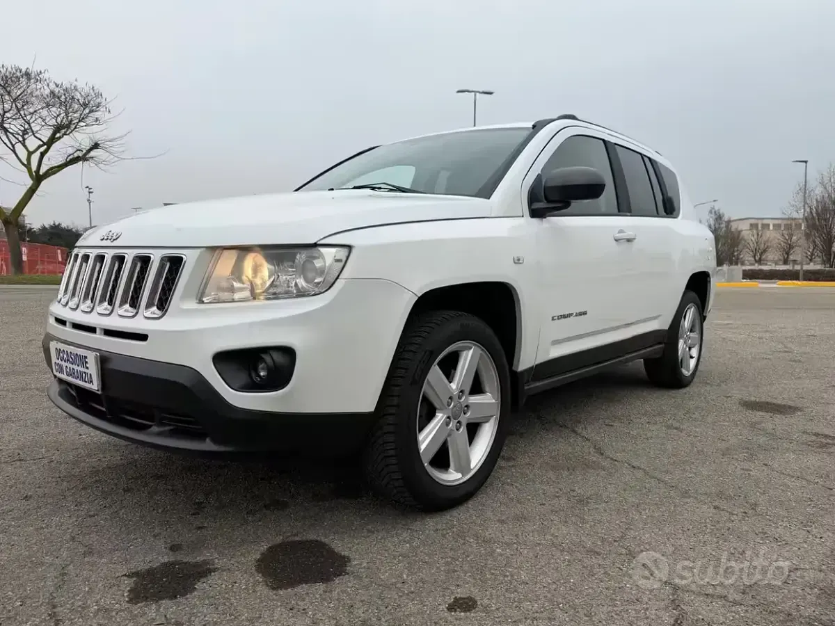 Usata Jeep Compass Limited 163 CV (119 kW) 2012 Bianco SUV