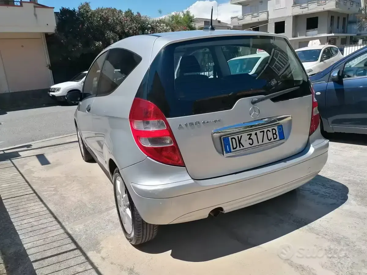 Usata Mercedes A150 Elegance 95 CV (69 kW) 2007 Grigio Berlina