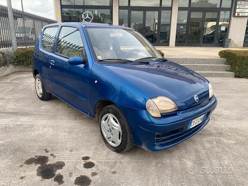 Blu Usata 2005 Fiat 600 Anniversary Tre volumi | 790 € (Ottimo prezzo) - Immagine 1/3
