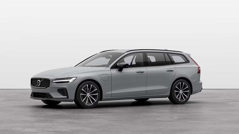 Nuova Volvo V60 Ultra 349 CV (256 kW) 2025 Grigio Station wagon
