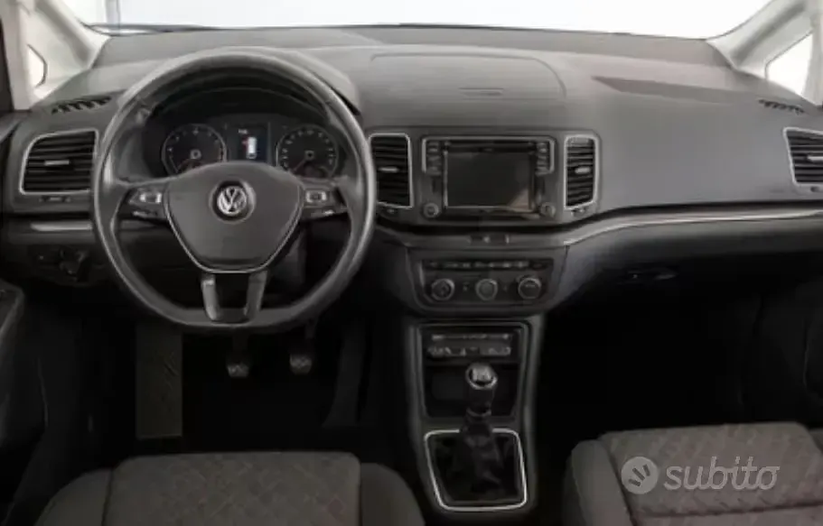 Usata VW Sharan 184 CV (135 kW) 2018 Bluazzurro Monovolume