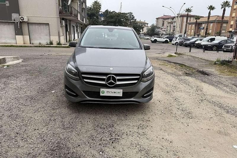 Occasion Mercedes B180 Premium 109 PK (80 kW) 2016 Grijs MPV