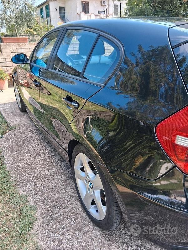 Usata BMW 118 143 CV (105 kW) 2008 Utilitaria