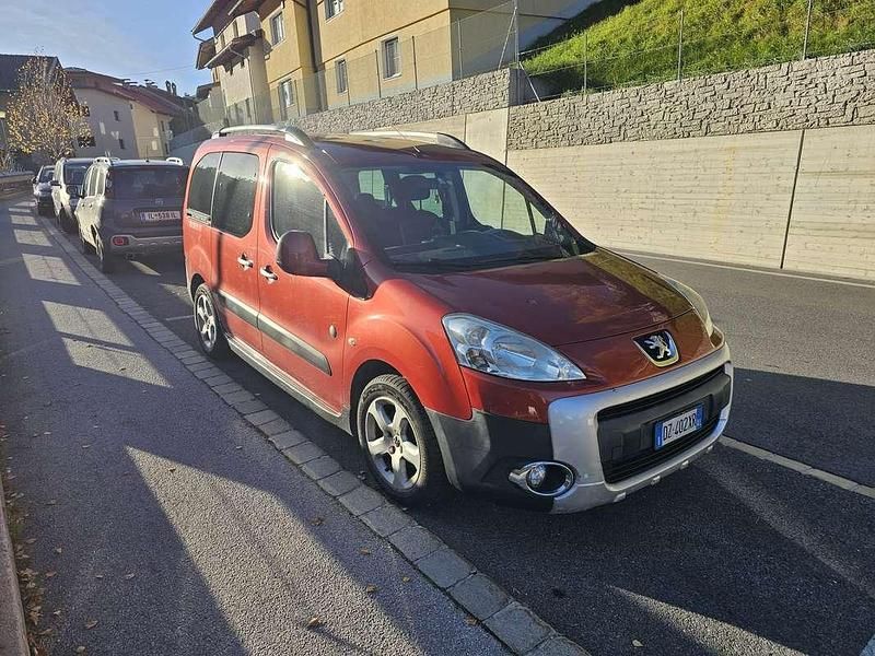 Usata 2010 Peugeot TePee Outdoor Station wagon | 4000 € (Super prezzo) - Immagine 1/4