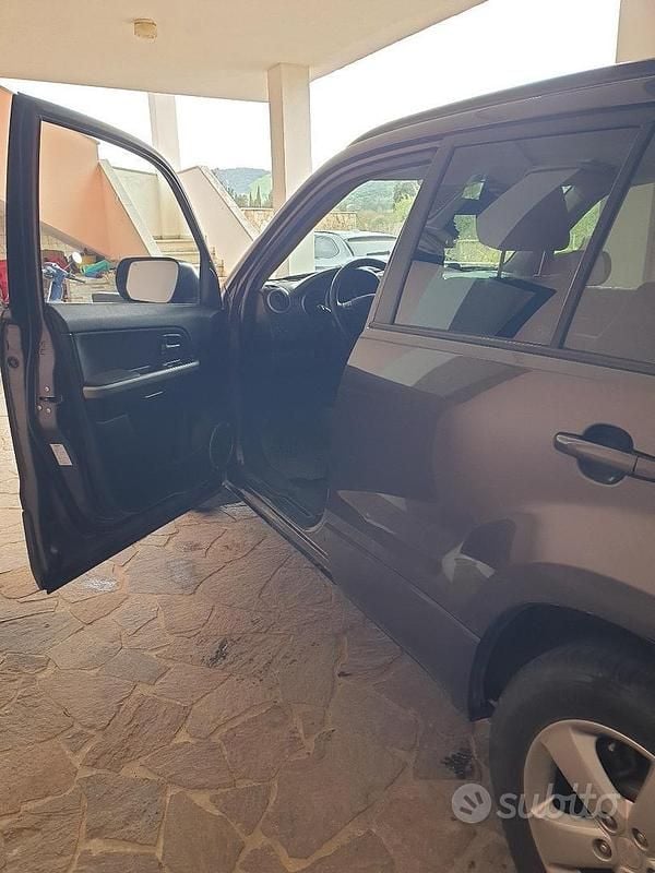 Usata Suzuki Grand Vitara 2009 Grigio SUV