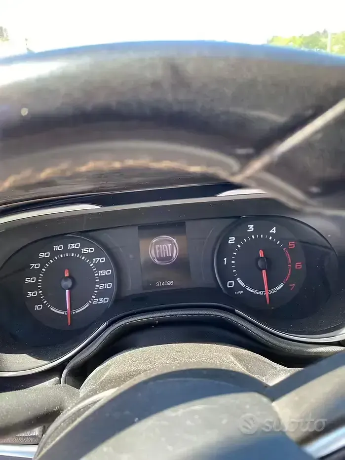 Usado Fiat Tipo 120 HP (88 kW) 2019 Carrinha