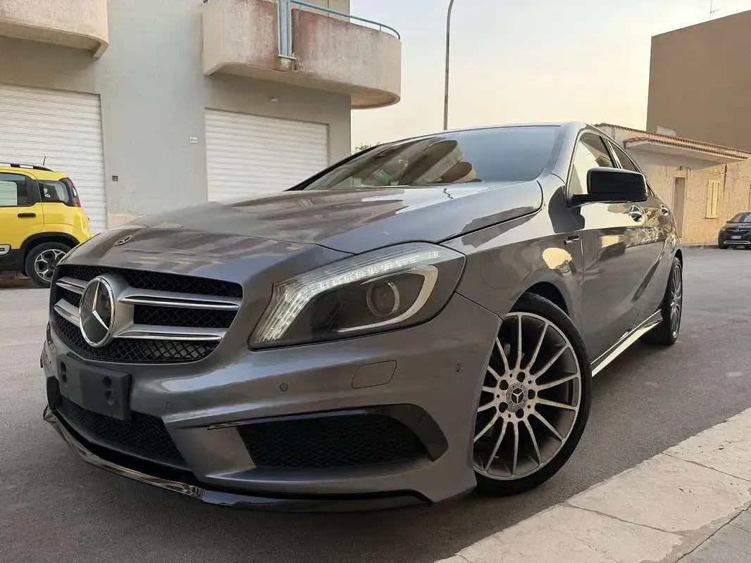 Usata Mercedes A200 Premium 136 CV (100 kW) 2014 Bronzo Utilitaria