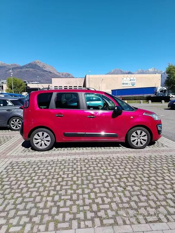 Usata Citroën C3 Picasso Exclusive 2017 Rosso Monovolume