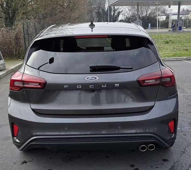 Usata Ford Focus ST-Line 125 CV (91 kW) 2022 Berlina